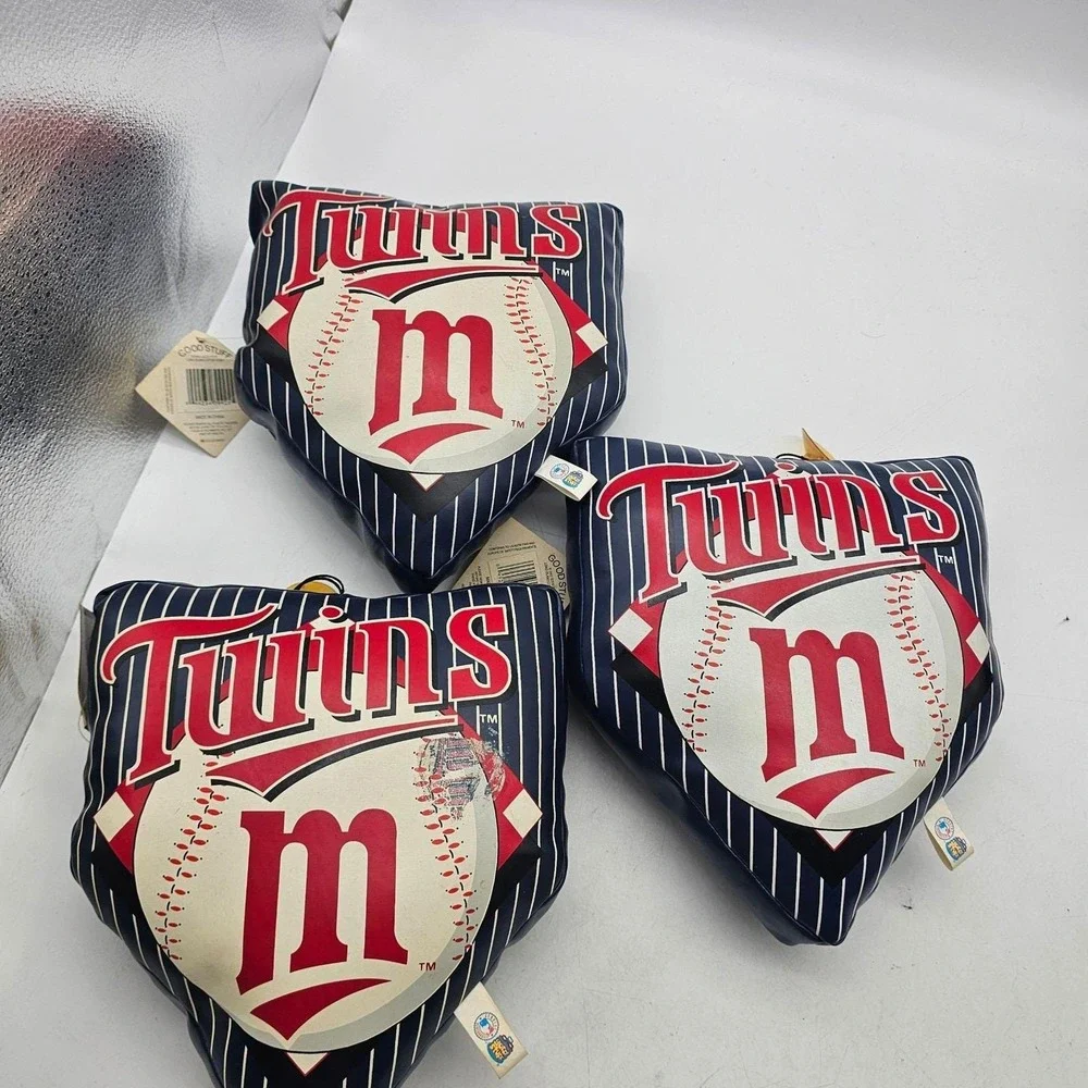 Vintage Minnesota Twins Plush Pillow One Size Blue MLB Baseball Good Stuff